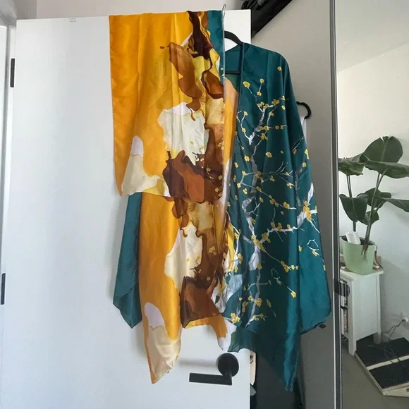 Kimono /dress- one sz fits most sm-3X - Picture 6 of 9